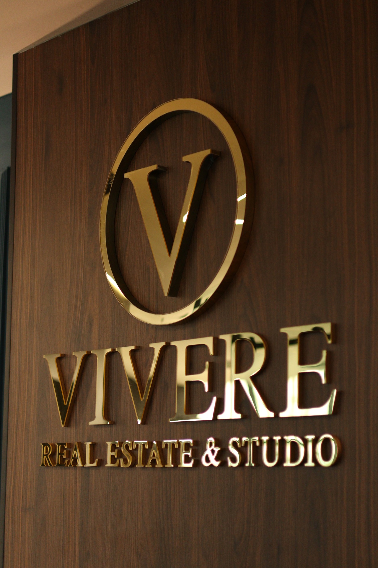 VIVERE REAL STATE & ESTUDIO, C.A.